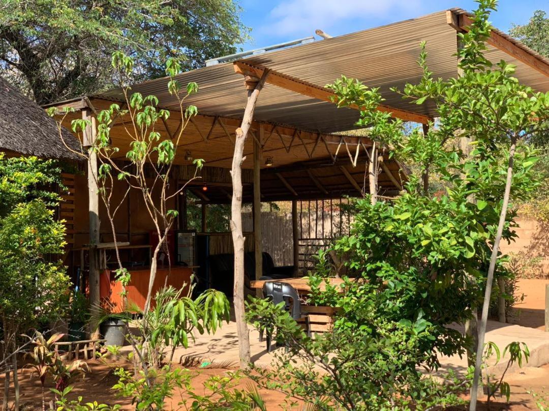 Jungle Breeze Home Stay Kasane Exterior photo
